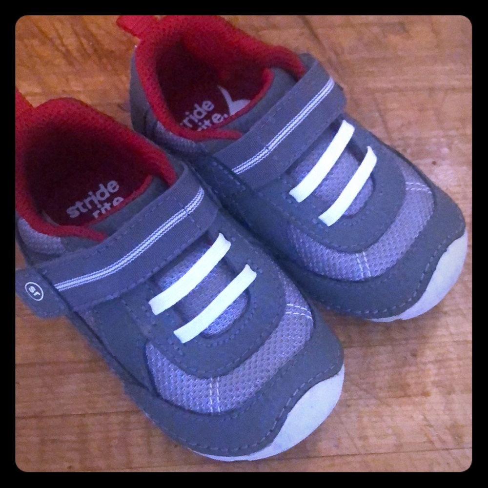 Toddler stride rite shoes 6 wide
